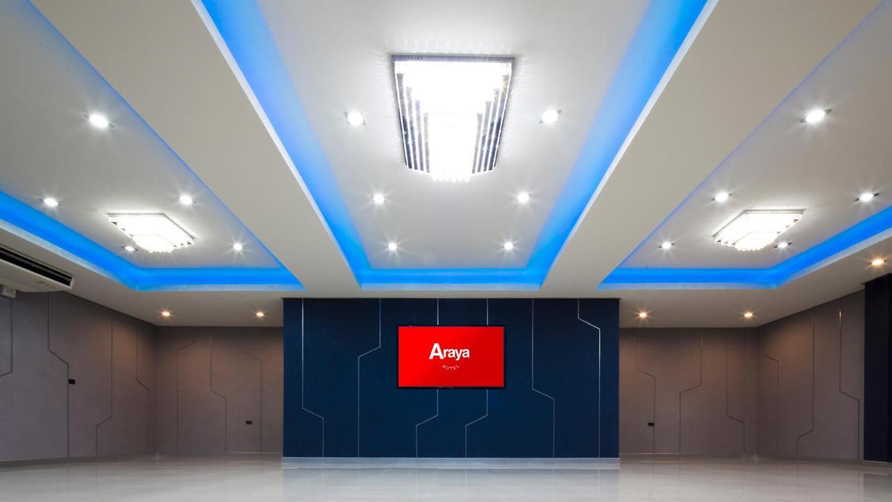Araya Hotel Uttaradit Exterior foto
